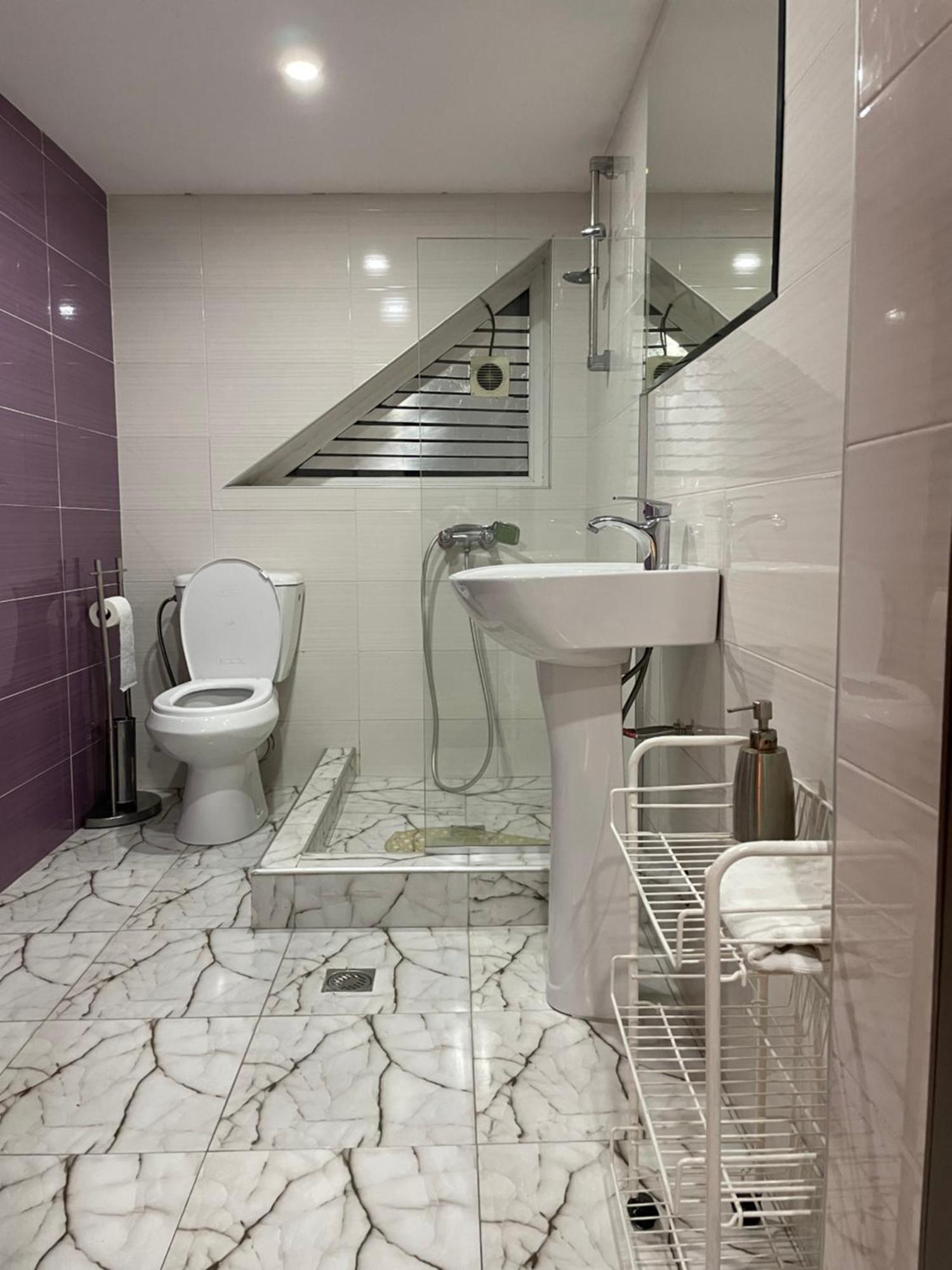 New Hotel Tbiliszi Kültér fotó